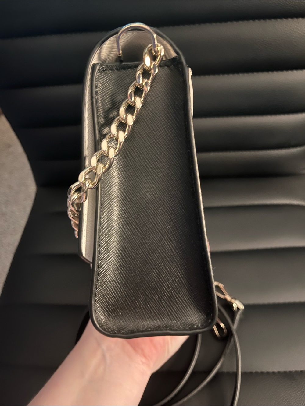 kate spade Carson crossbody bag in tan/black/white - Picture 4 of 7